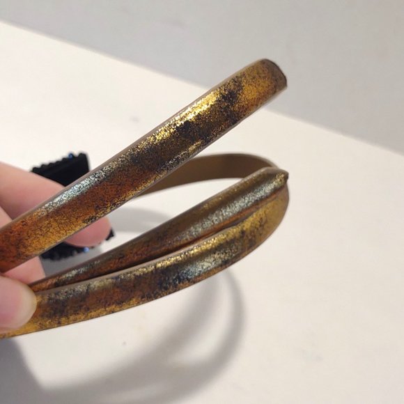 LOFT Gold Shimmer Slim Belt with Bow - Picture 2 of 8